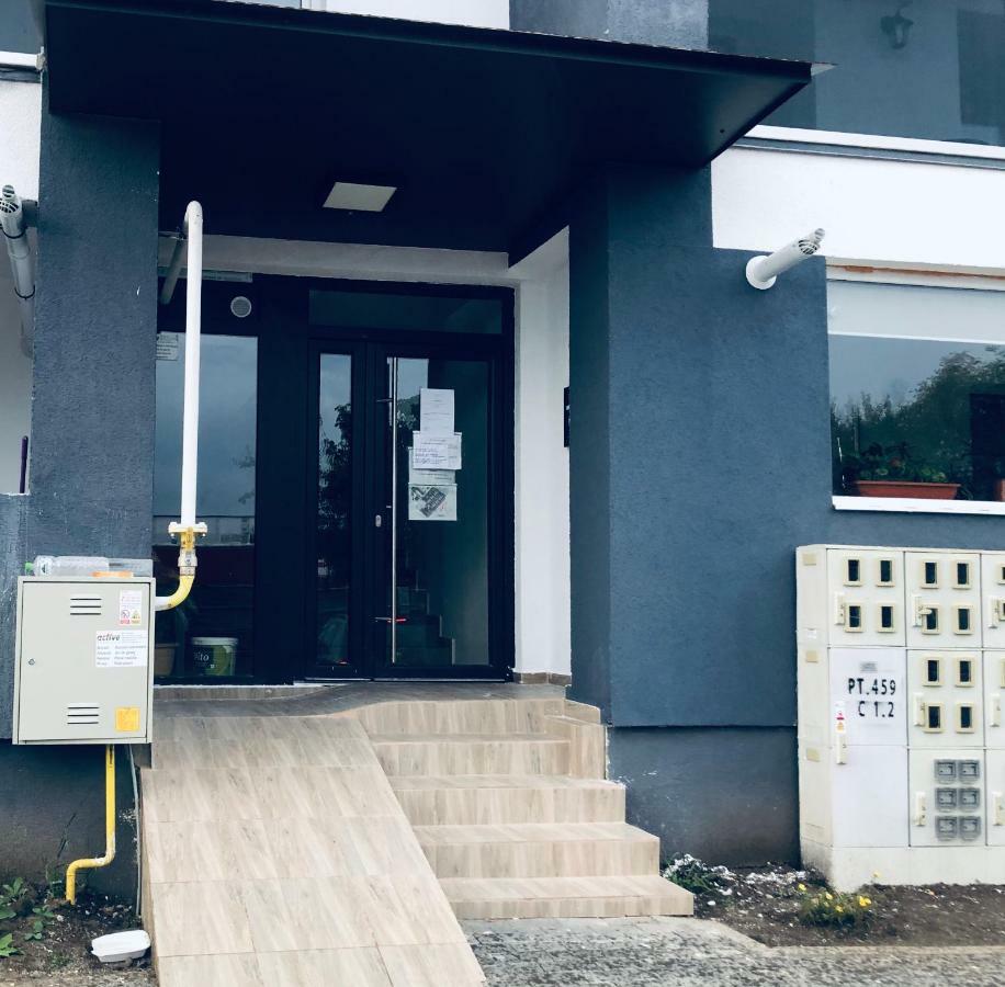 Roxi'S Apartment Sibiu Exterior photo
